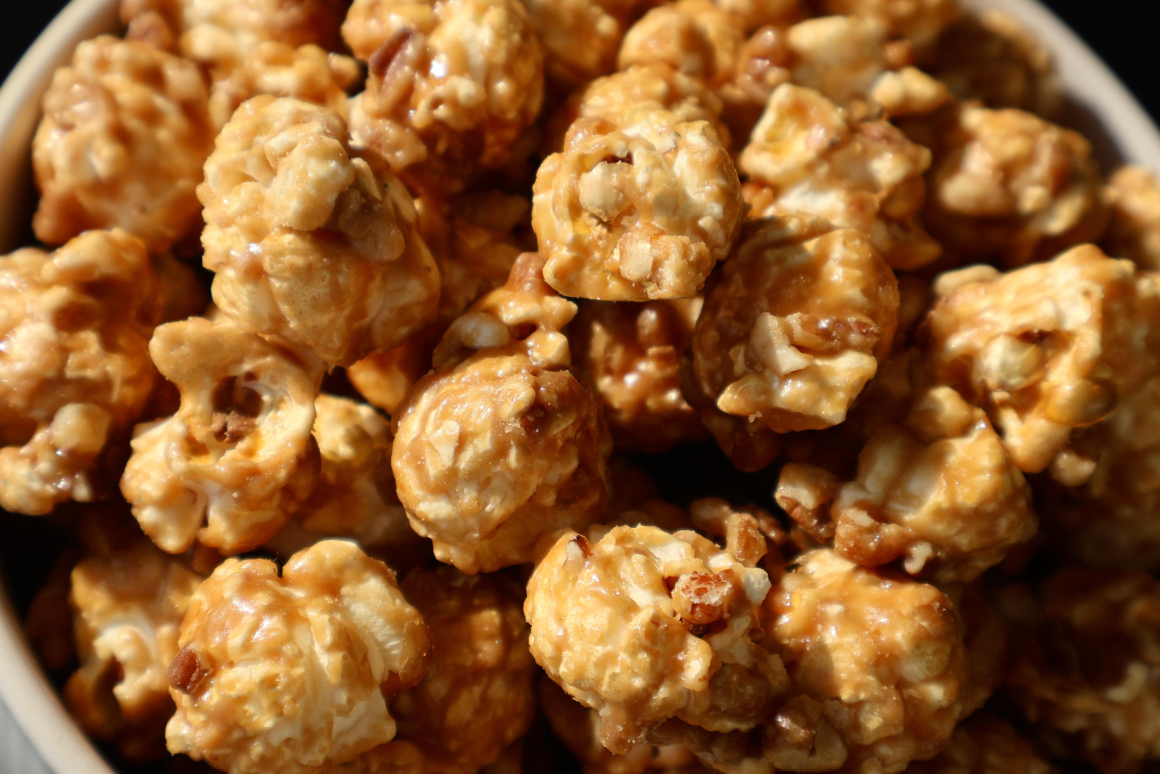 Palomita acaramelada con nuez pecana 250gr